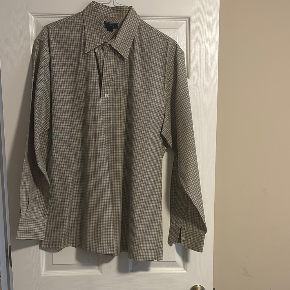 Dockers Men's blue  Checkered Button Down Shirt Wrinkle free